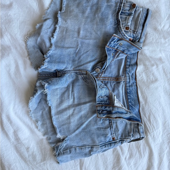 Levi's Light Blue Jean Shorts for Women - Picture 6 of 7